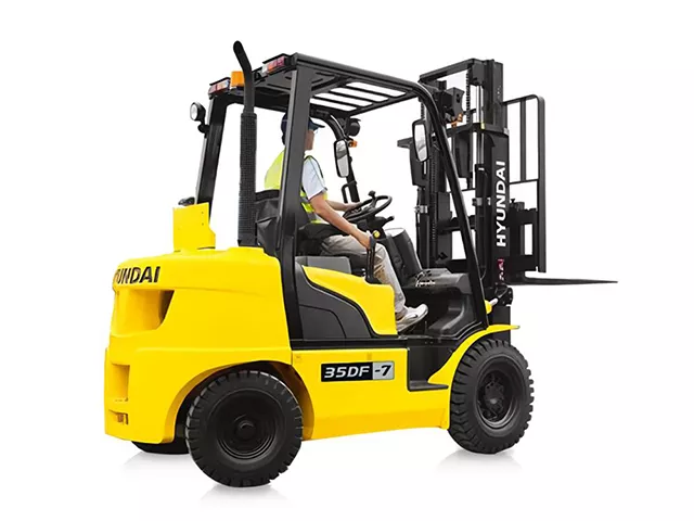 Вилочный погрузчик Hyundai 35DF-7