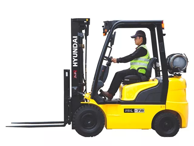 Вилочный погрузчик Hyundai 15L-7M