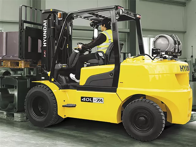 Вилочный погрузчик Hyundai 40L-7A