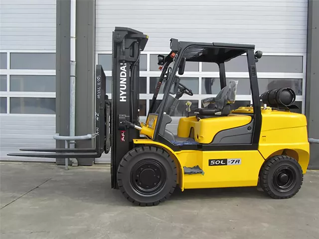 Вилочный погрузчик Hyundai 50L-7A